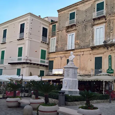 Magnifico Con Vista Panoramica Sul Mare, Terrazza Sul Tetto E Ampio Balcone , Magnificent Full Equipped Seaview Flat With Privat Parking Solarium And Terrace Appartement *